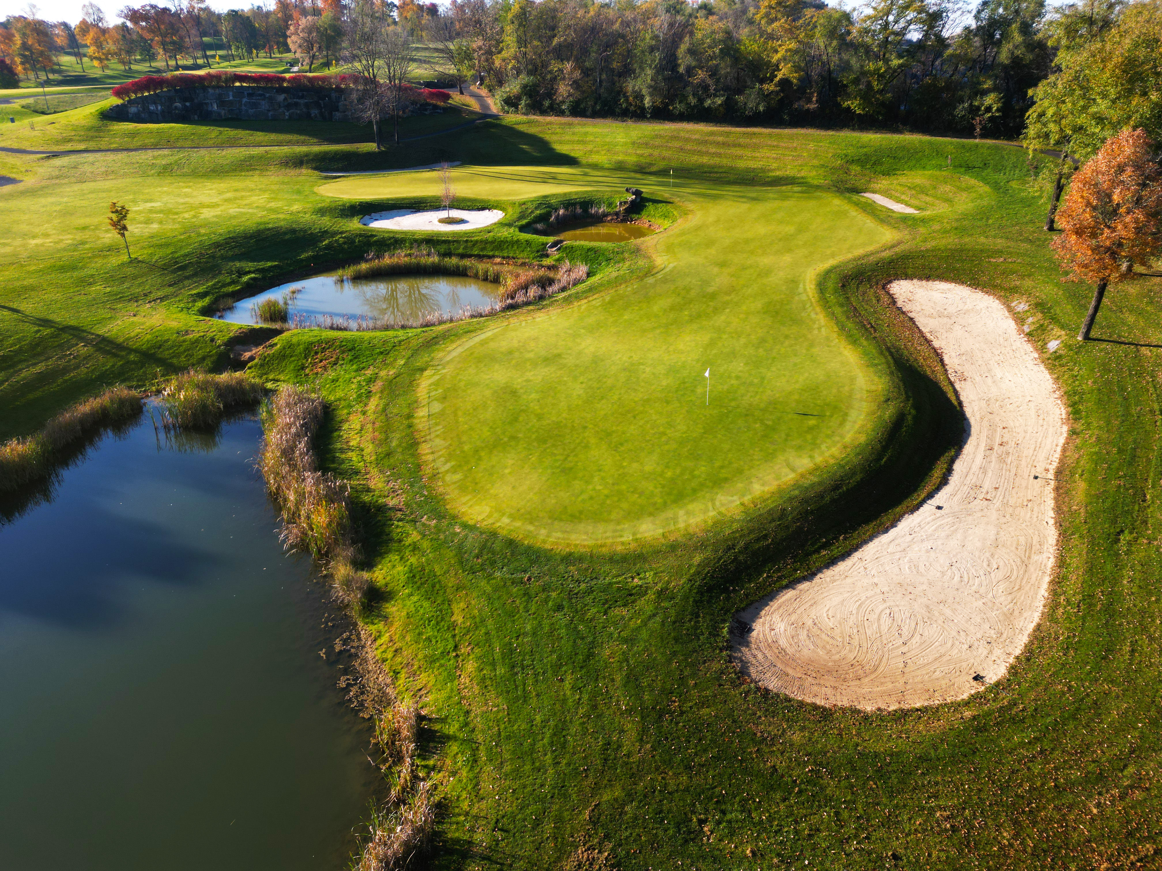 Golf Course with bunker and ponds